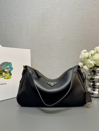 Prada Aimée leather shoulder bag 31x18x10cm