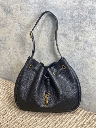 YSL PARIS VII small hobo in grained leather 30X25X3cm