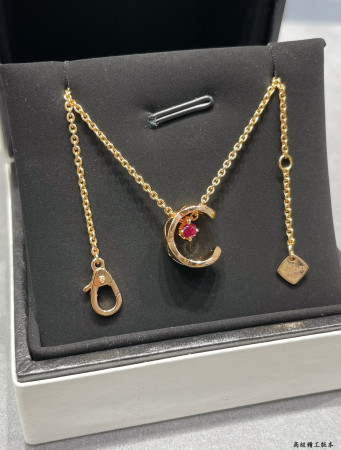 Chanel Carved diamond pink diamond Sailor Moon Necklace