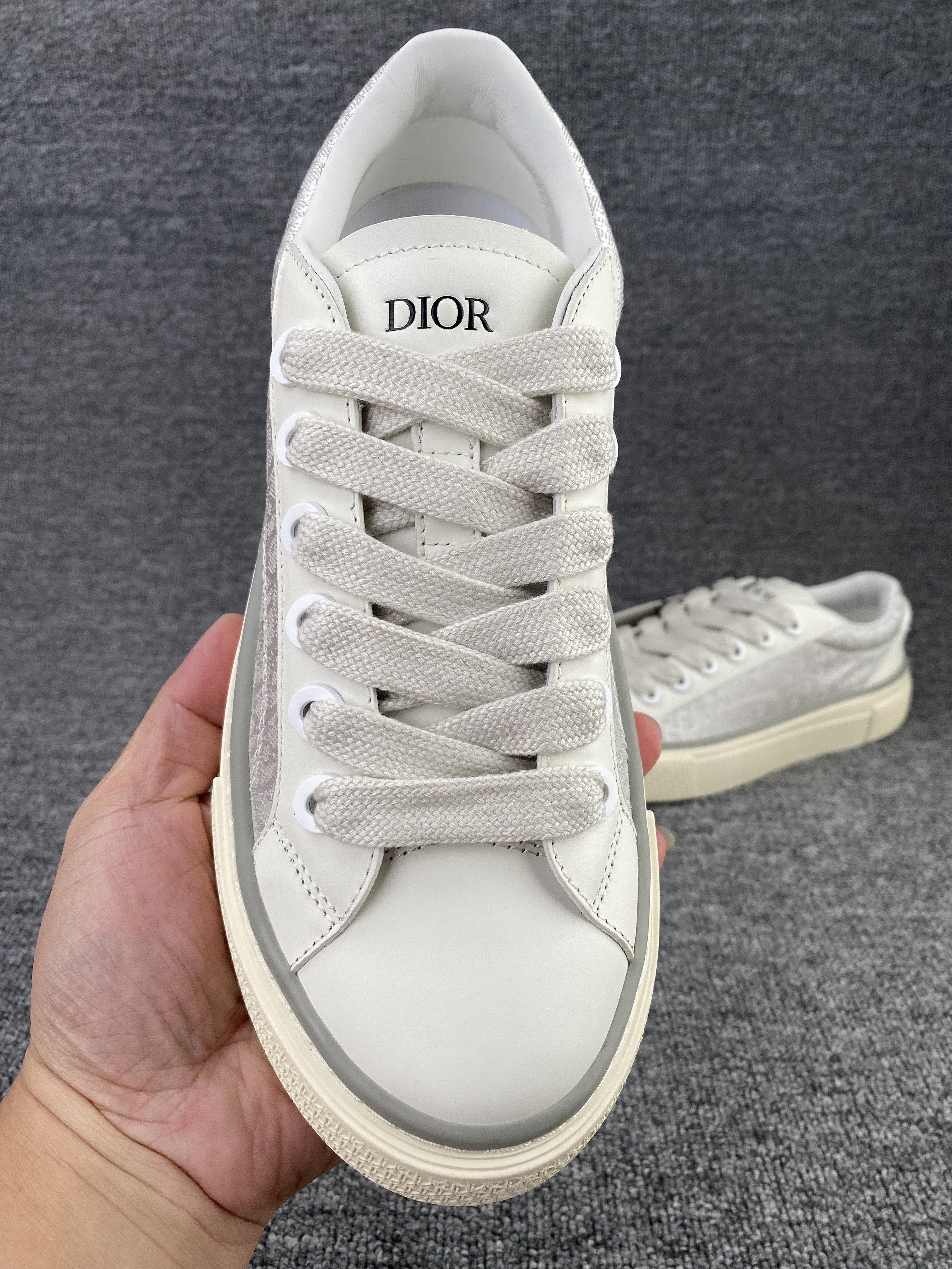UA Dior B33 Sneaker