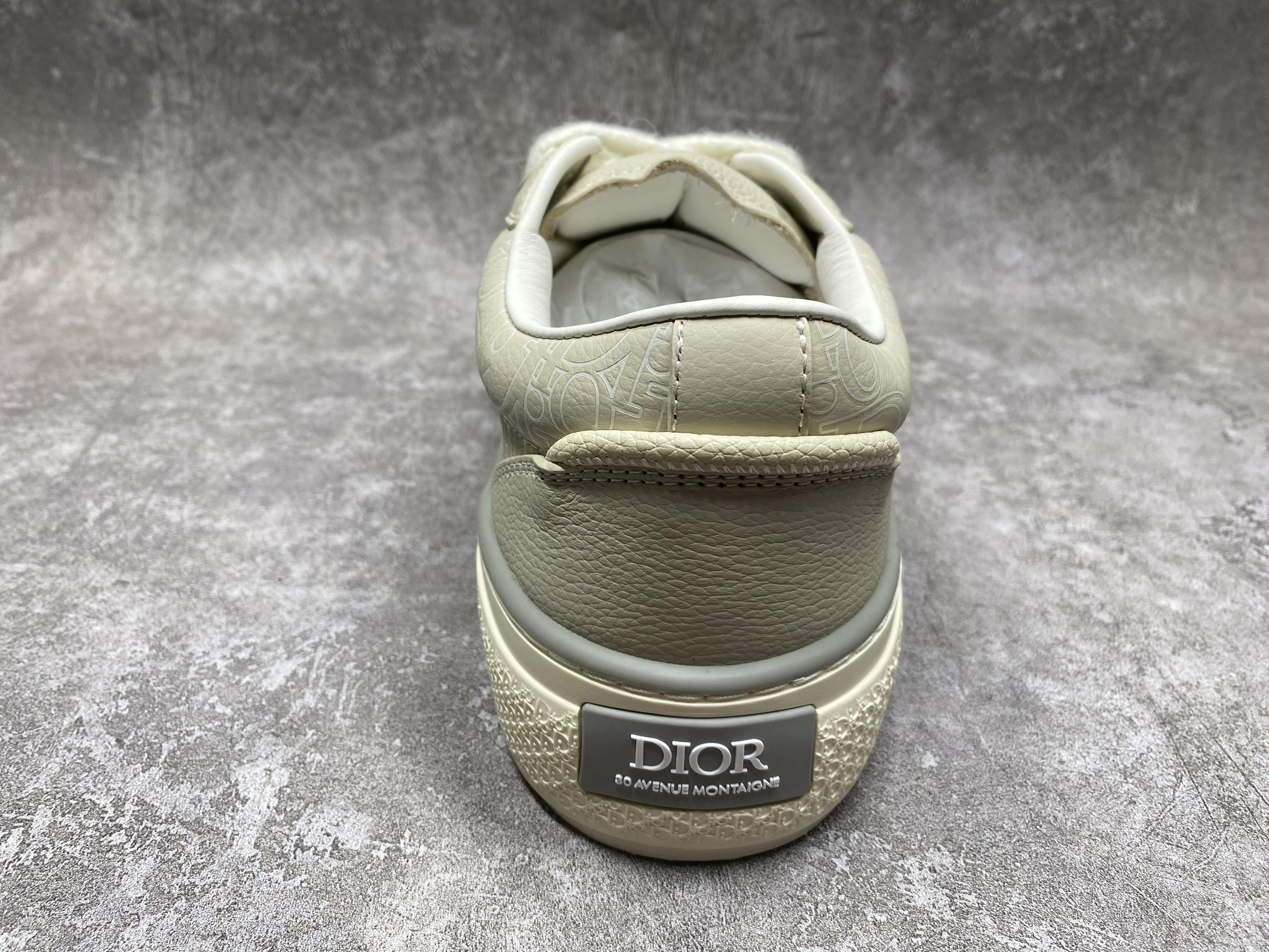 UA Dior B33 Sneaker