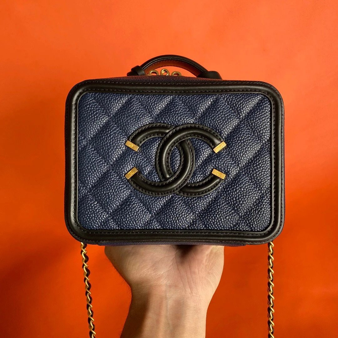 CHANEL VANITY CASE 17x7x13cm