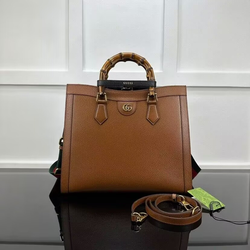Gucci Diana large tote bag 35x30x14 cm