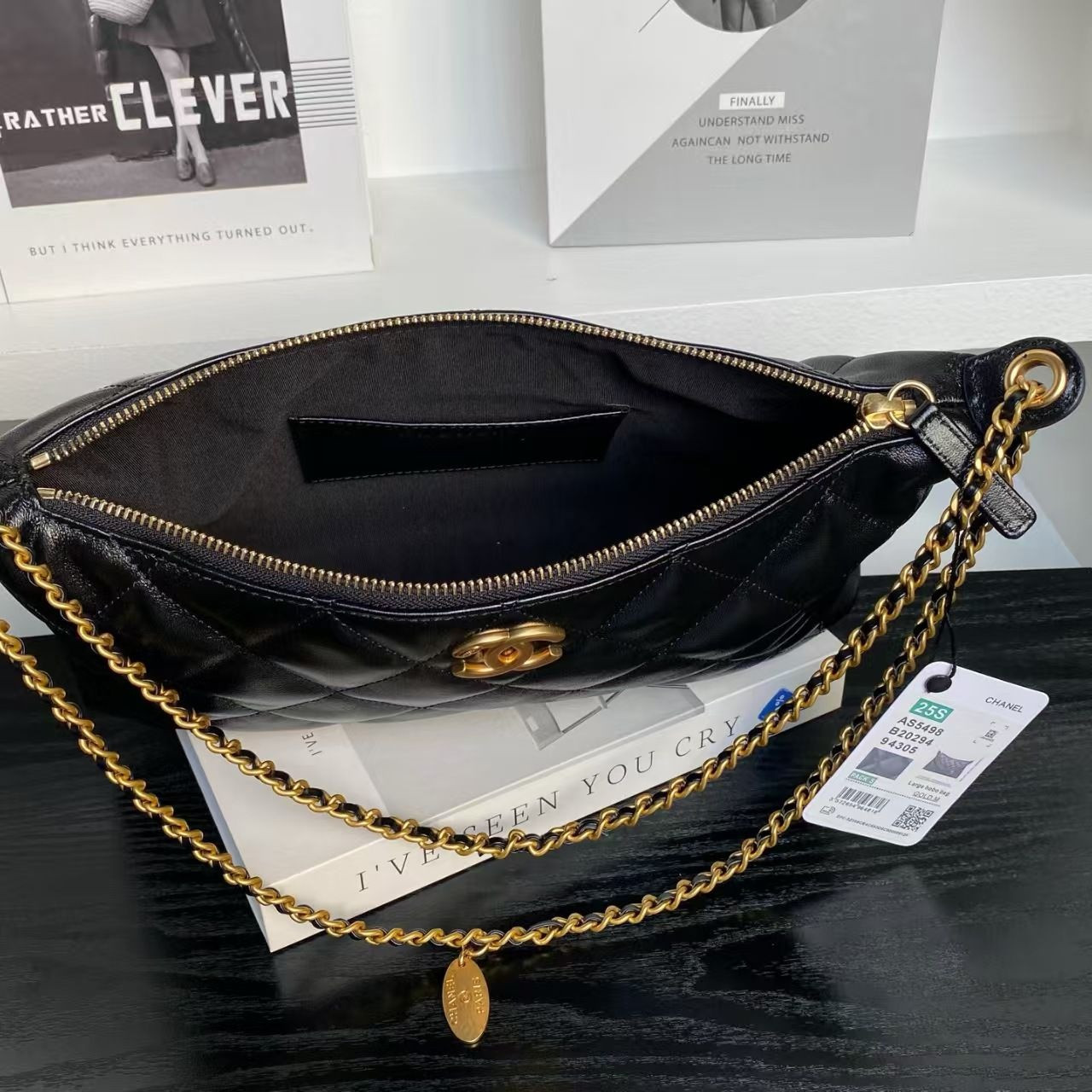 Chanel Hobo Chain Shoulder Bag 20x32x6cm