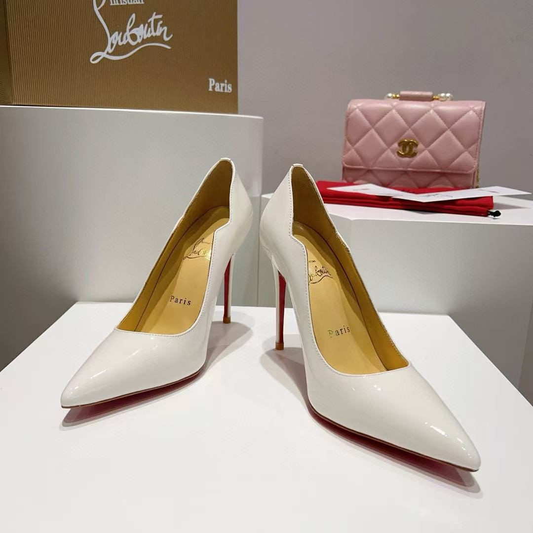 UA Christian Louboutin Hot Chick 10cm Heel