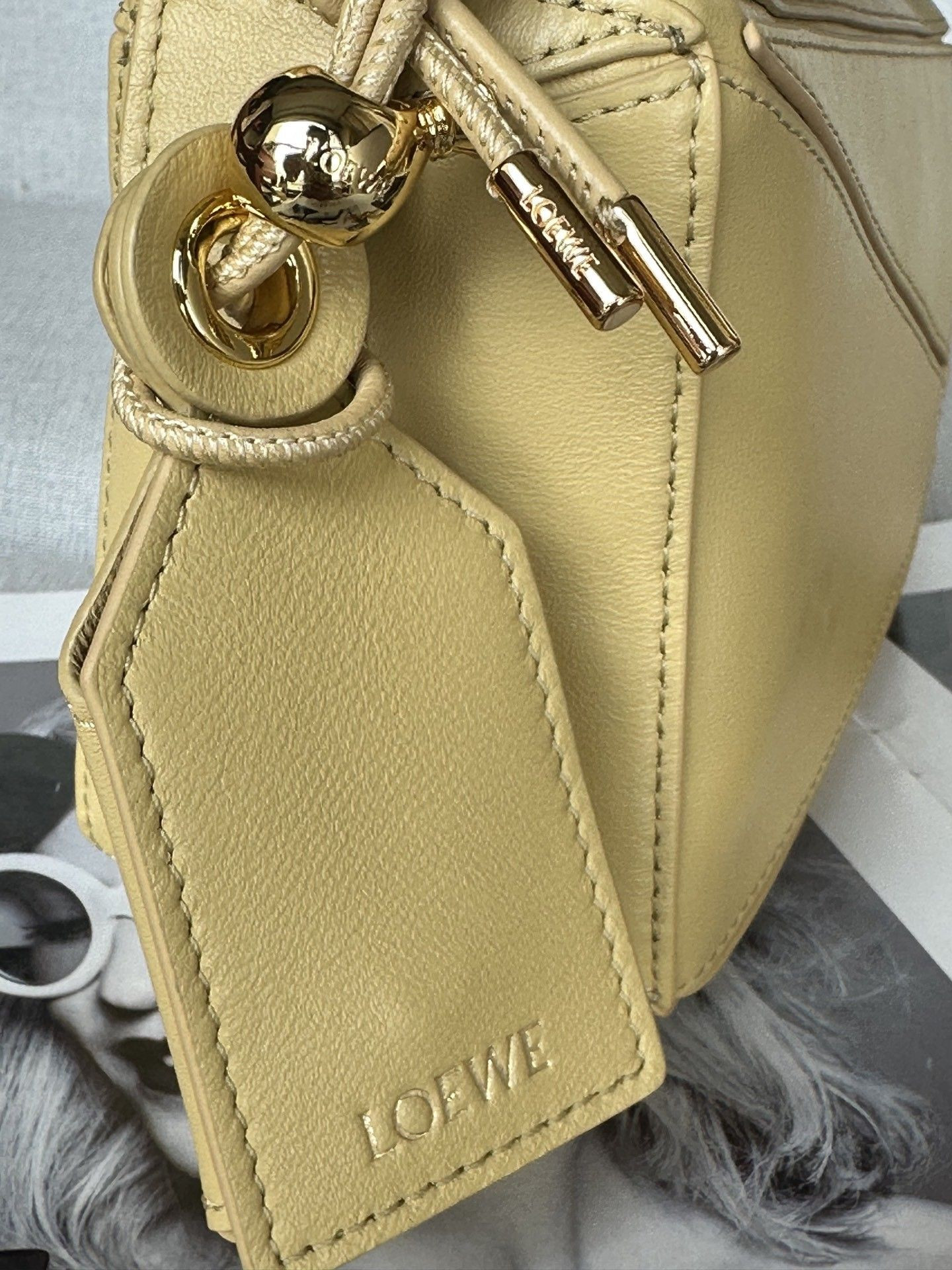 Loewe Mini Featherlight Puzzle Bag Nappa Lambskin 18x12.5x8cm