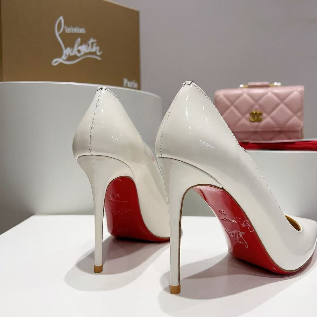 UA Christian Louboutin Hot Chick 10cm Heel