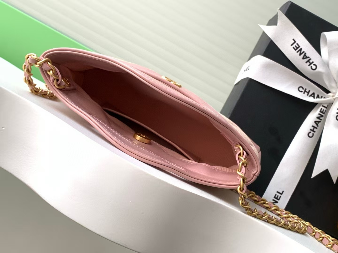 CHANEL 31 NANO CHAIN Bag AS3656 20x17.5x4cm