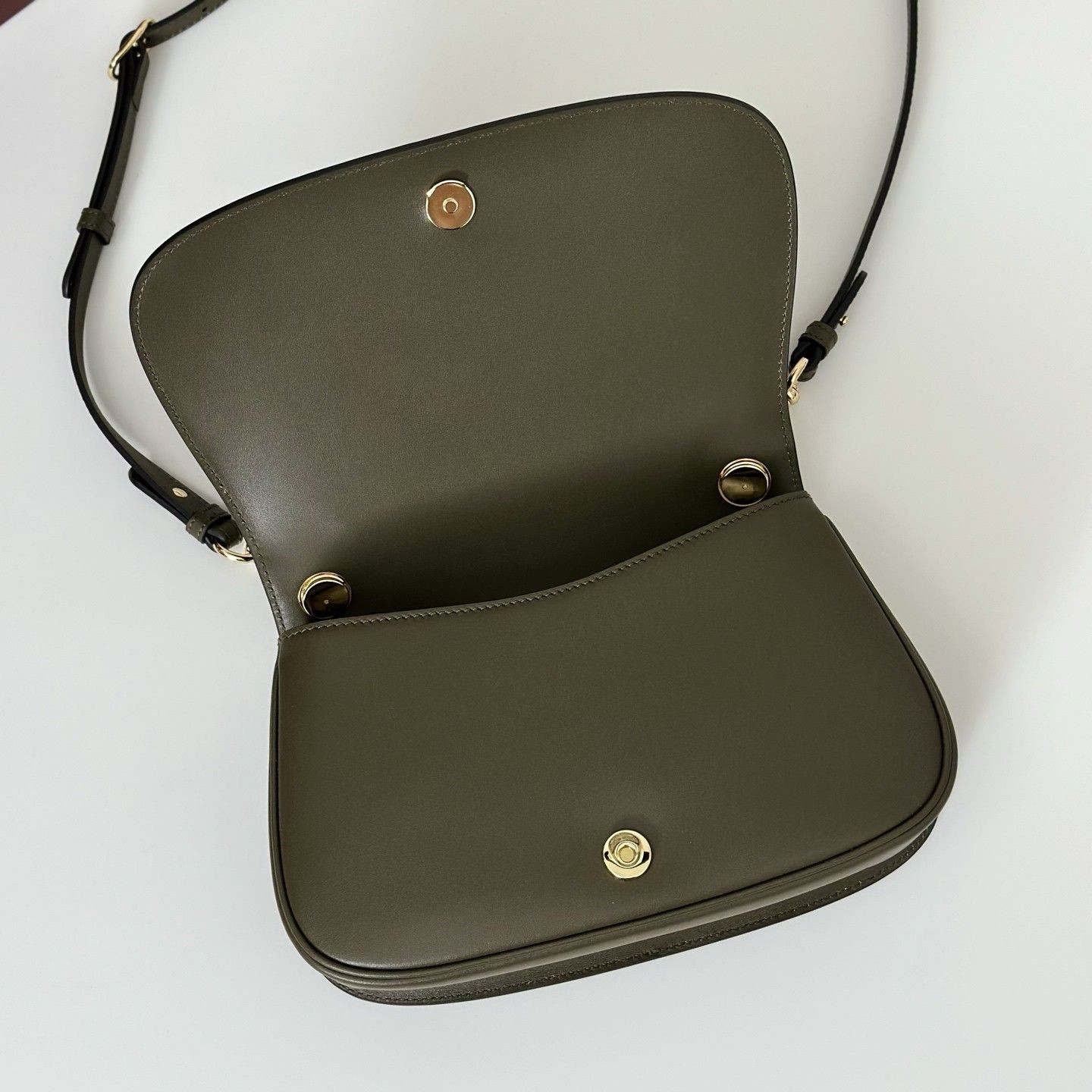 GUCCI BLONDIE Medium TOP HANDLE BAG 27x17x7cm