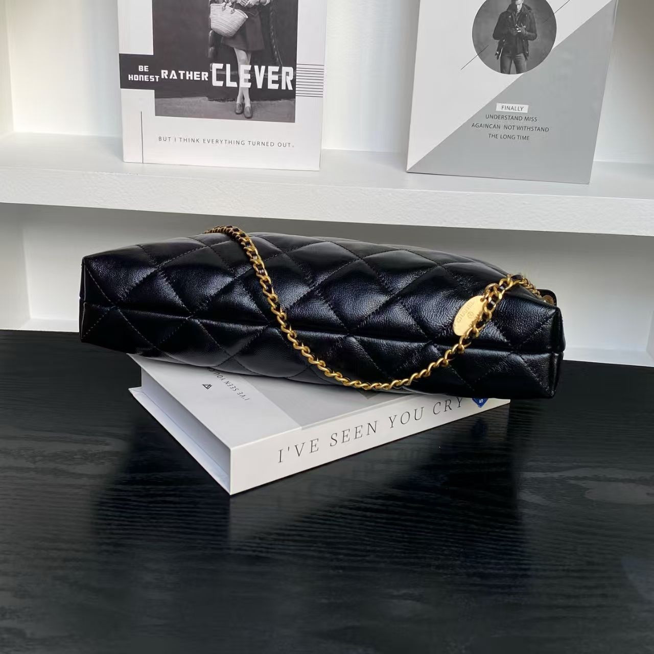 Chanel Hobo Chain Shoulder Bag 20x32x6cm