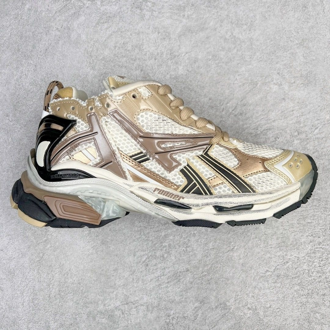 UA Balenciaga Runner Sneaker