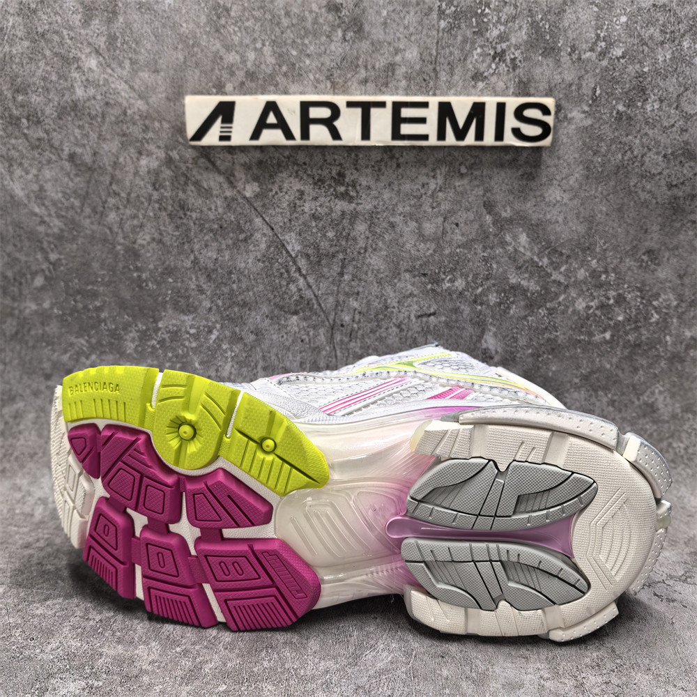 UA Balenciaga Runner Sneaker