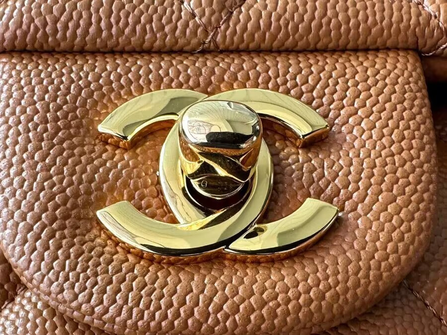 CHANEL Classic Handbag in Grained Litchi Pattern Calfskin & Gold-Tone Metal 6 × 9.9 × 2.5 inches