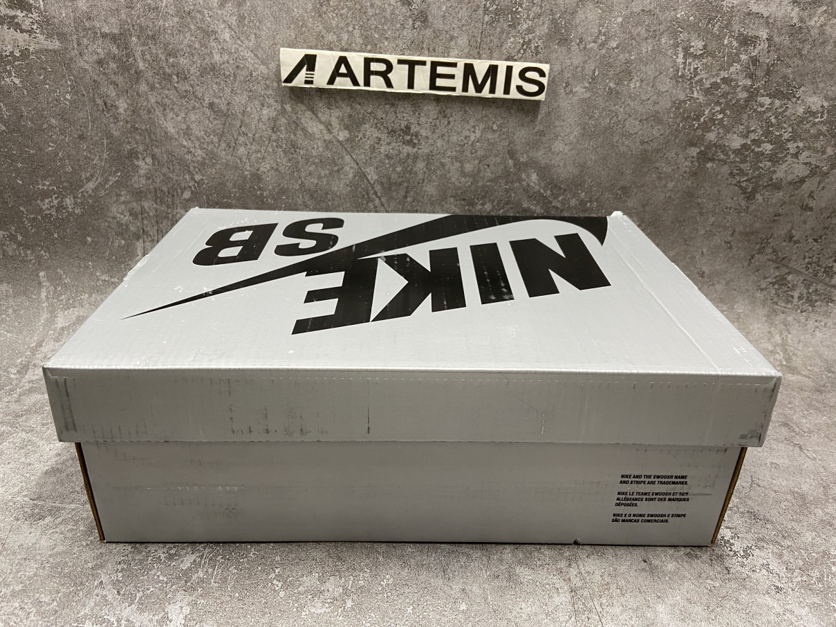 Nike SB Dunk Low London