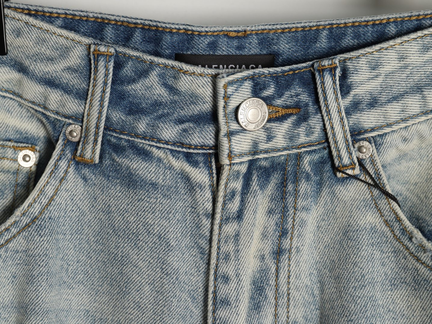 Balenciaga BLCG 24ss shorts