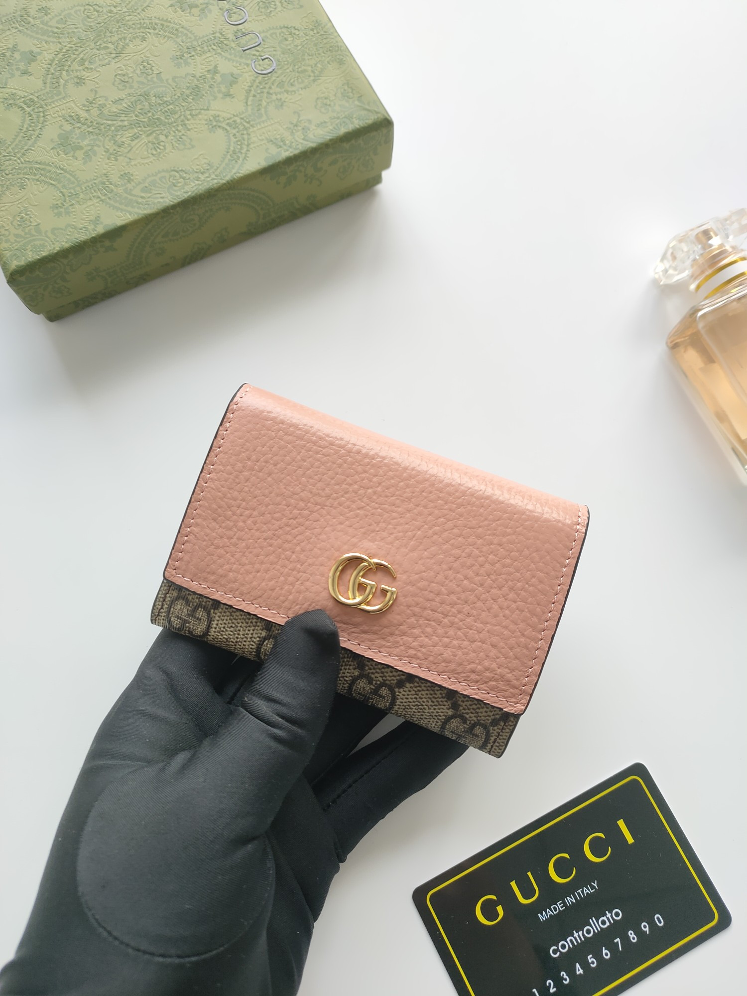 Gucci GG  CARD CASE WALLET