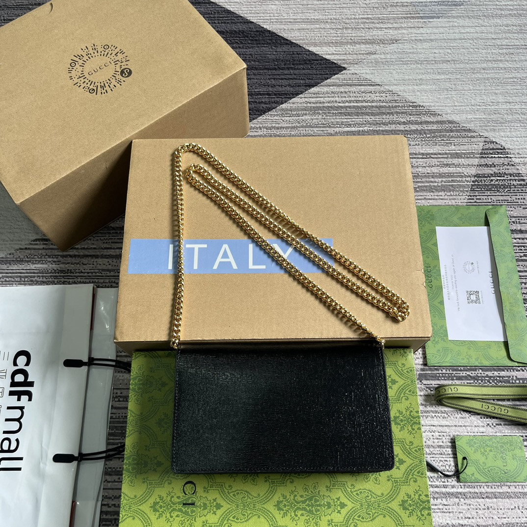 CHAIN WALLET WITH GUCCI SCRIPT BLACK 7.8"W x 5"H x 1.6"D