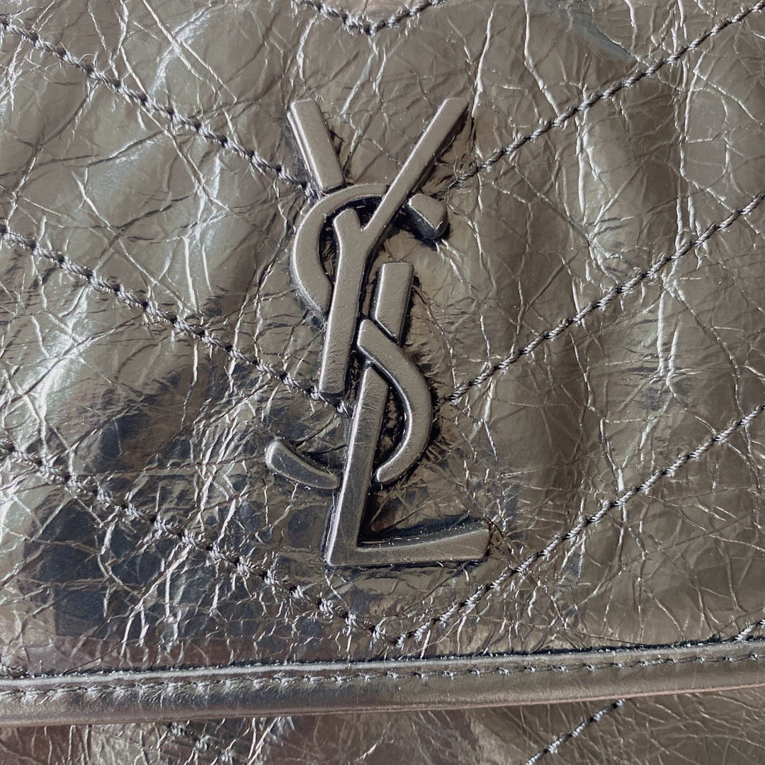 YSL NIKI BABY IN VINTAGE LEATHER NOIR 8.2 X 6 X 2.9 INCHES