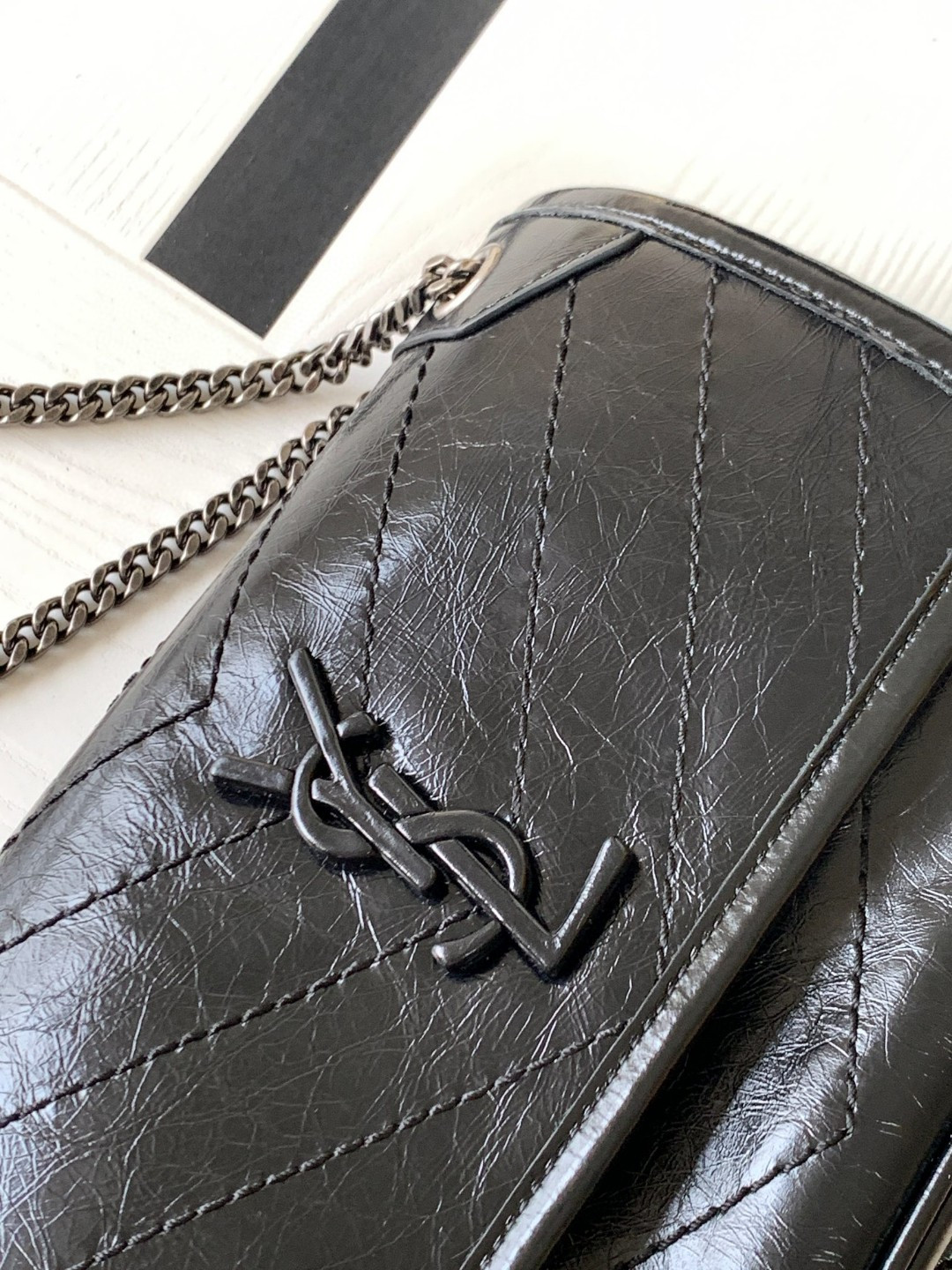 YSL NIKI BABY IN VINTAGE LEATHER BLACK 21x16x7.5cm