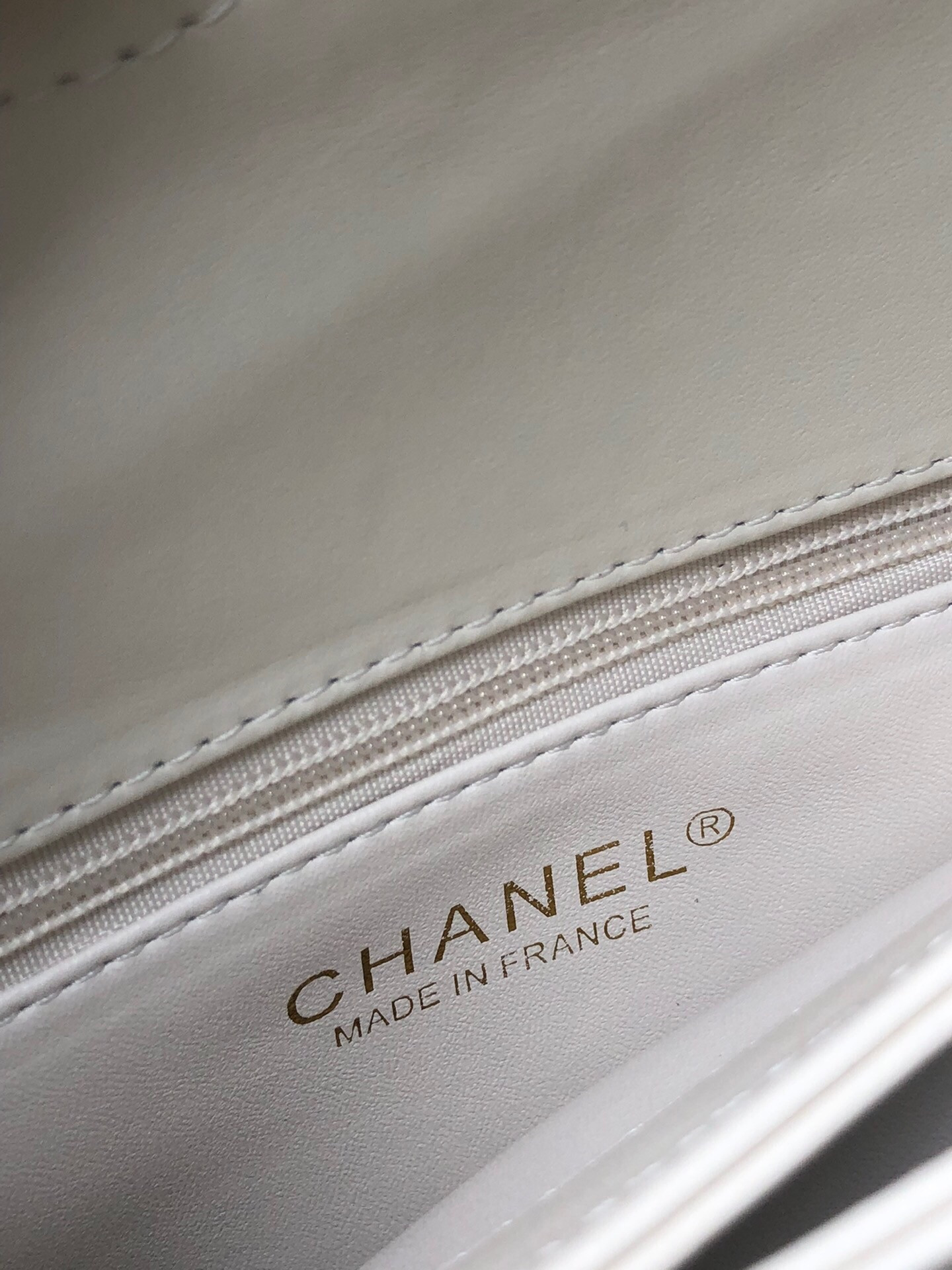 CHANEL FLAP BAG WITH TOP HANDLE 6.6 × 9.8 × 4.7 in