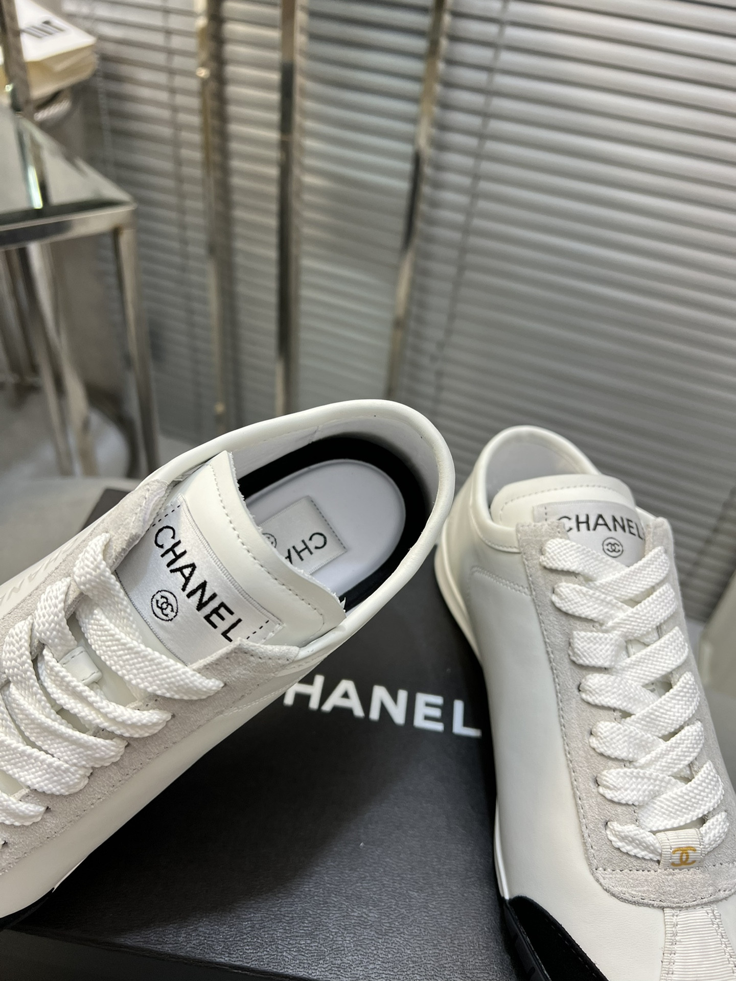 UA CHANEL SNEAKERS Calfskin & Suede Calfskin White & Black