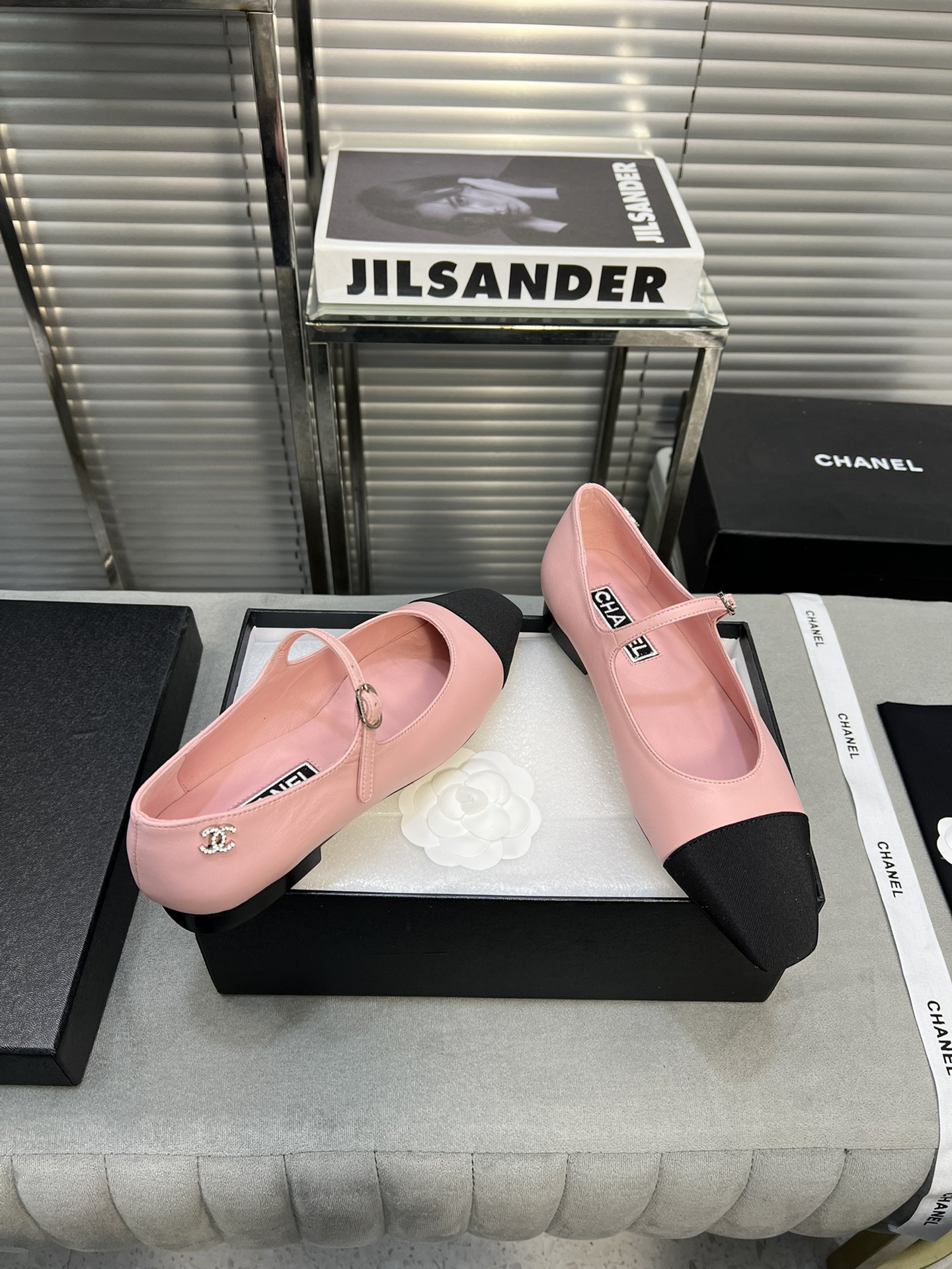 UA CHANEL MARY JANES  Lambskin