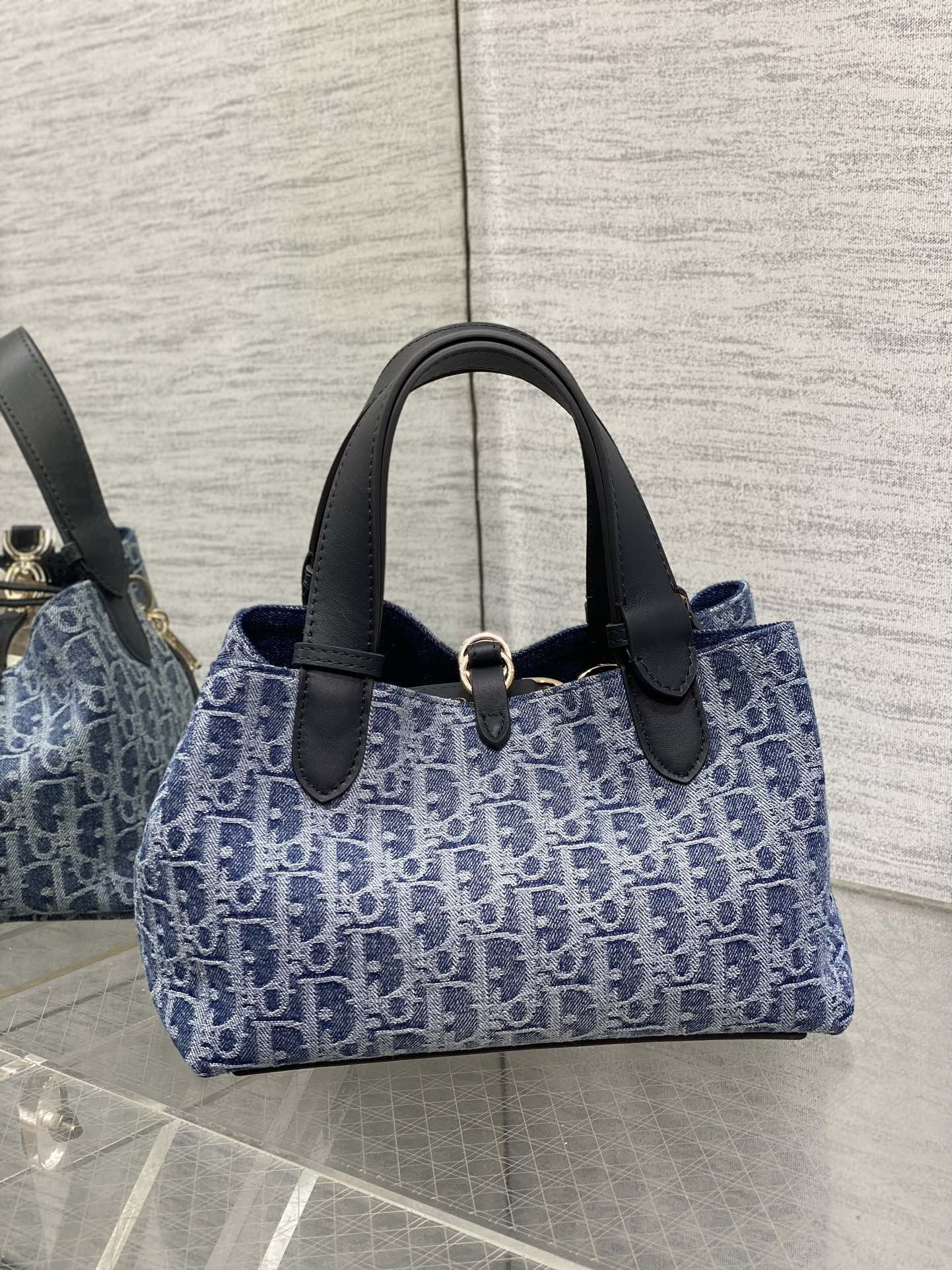 Small Dior Toujours Bag  Blue Denim Dior Oblique Jacquard 23 x15 x15cm