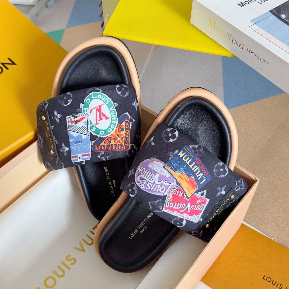 LV Pool Pillow Flat Comfort Mule