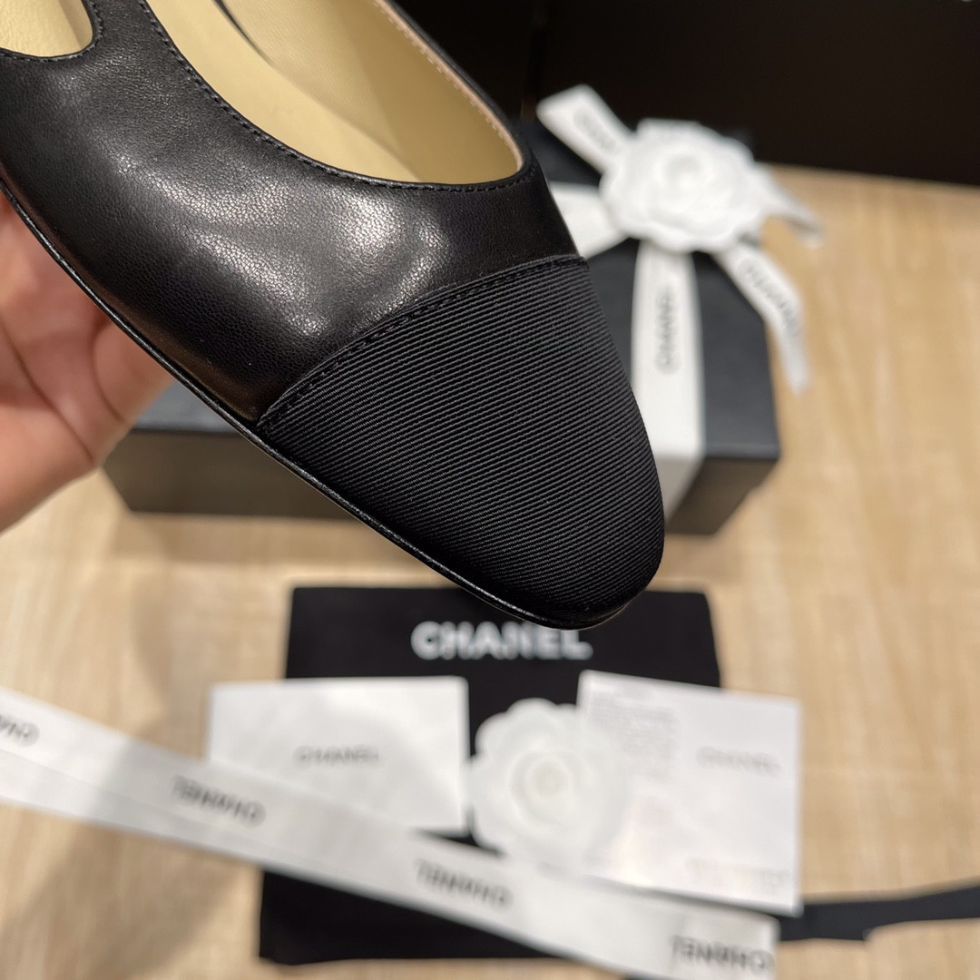 UA CHANEL SLINGBACKS FLAT