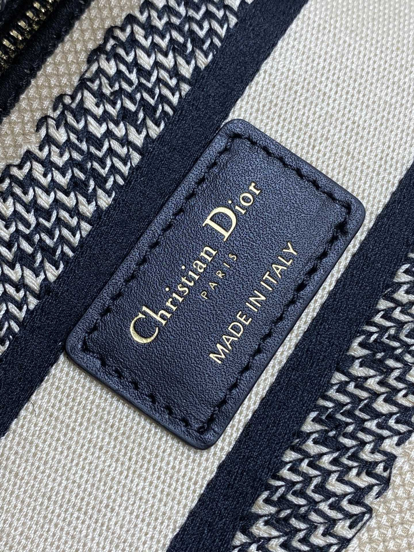 DIOR Lady Bag 24x11x20cm