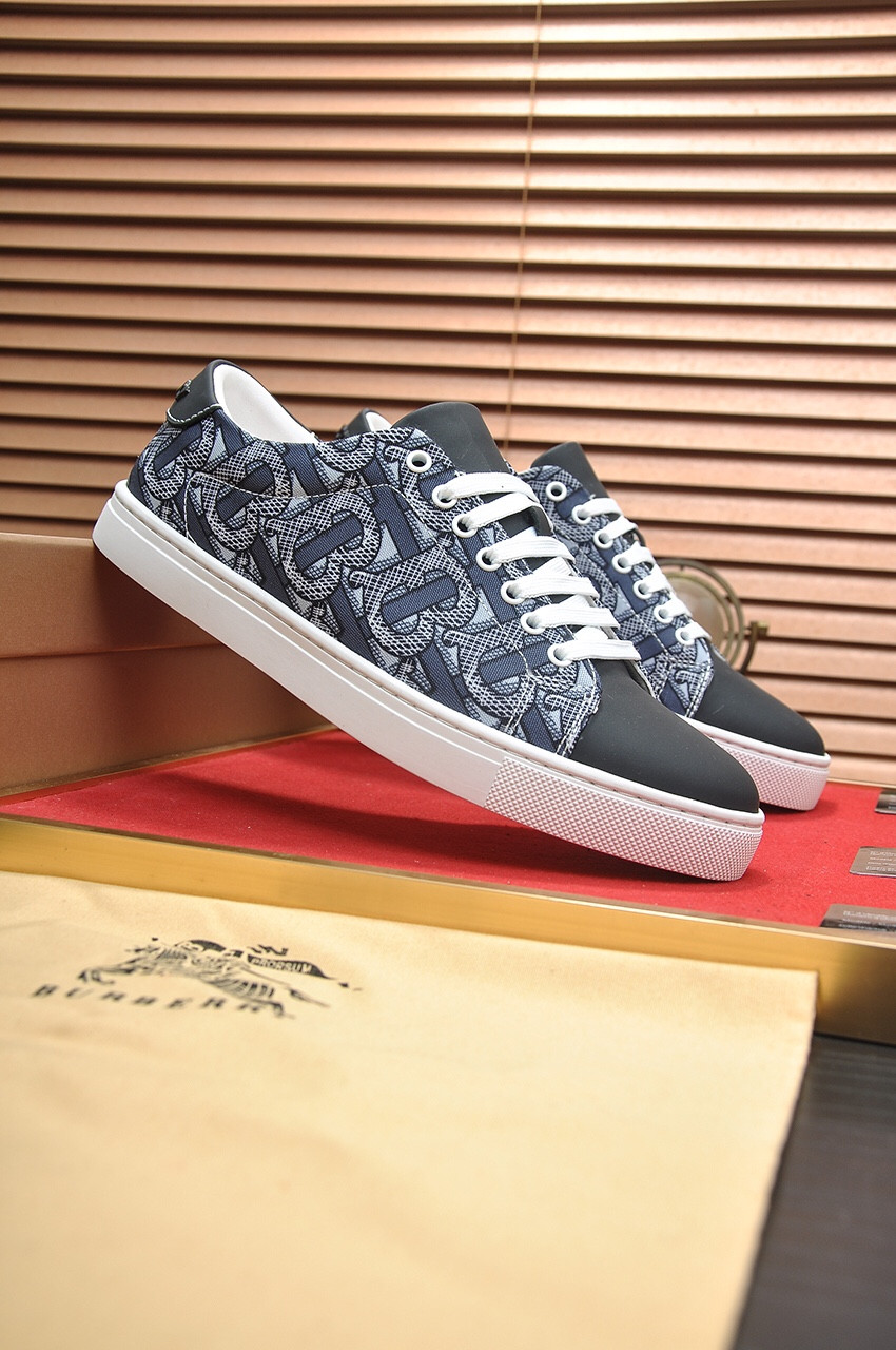 UA Burberry Sneakers