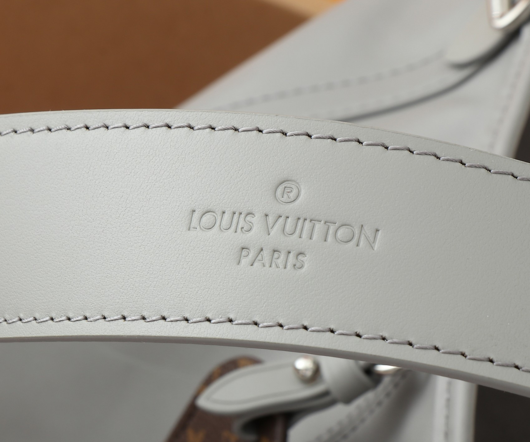 LV CarryAll Dark M12583 39x30x15CM