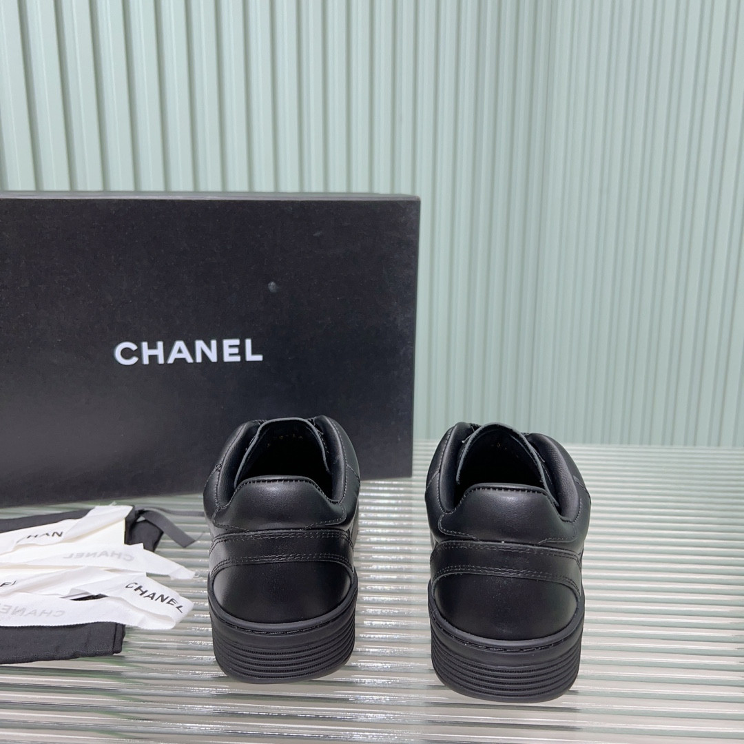 UA CHANEL SNEAKER