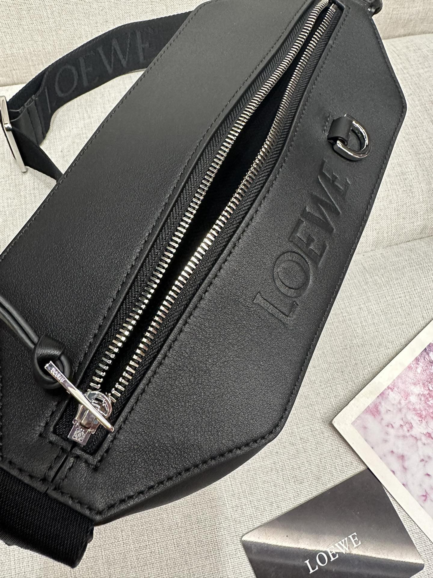 LOEWE Convertible sling in classic calfskin 32.5x9x12.3cm