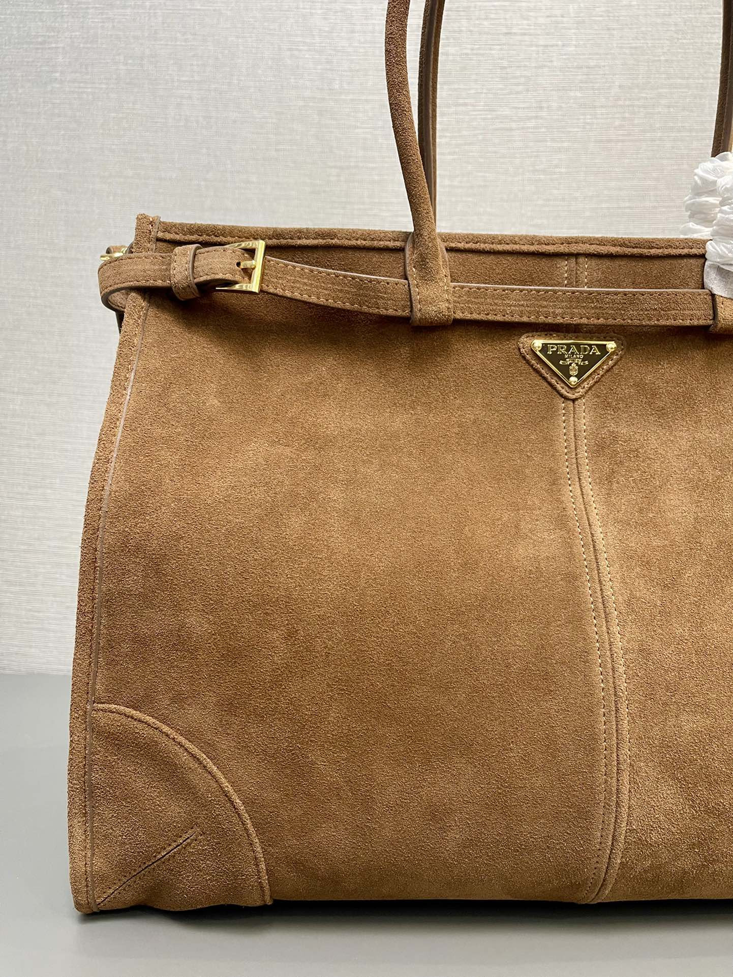 Prada Lus Solf 42x30x12cm