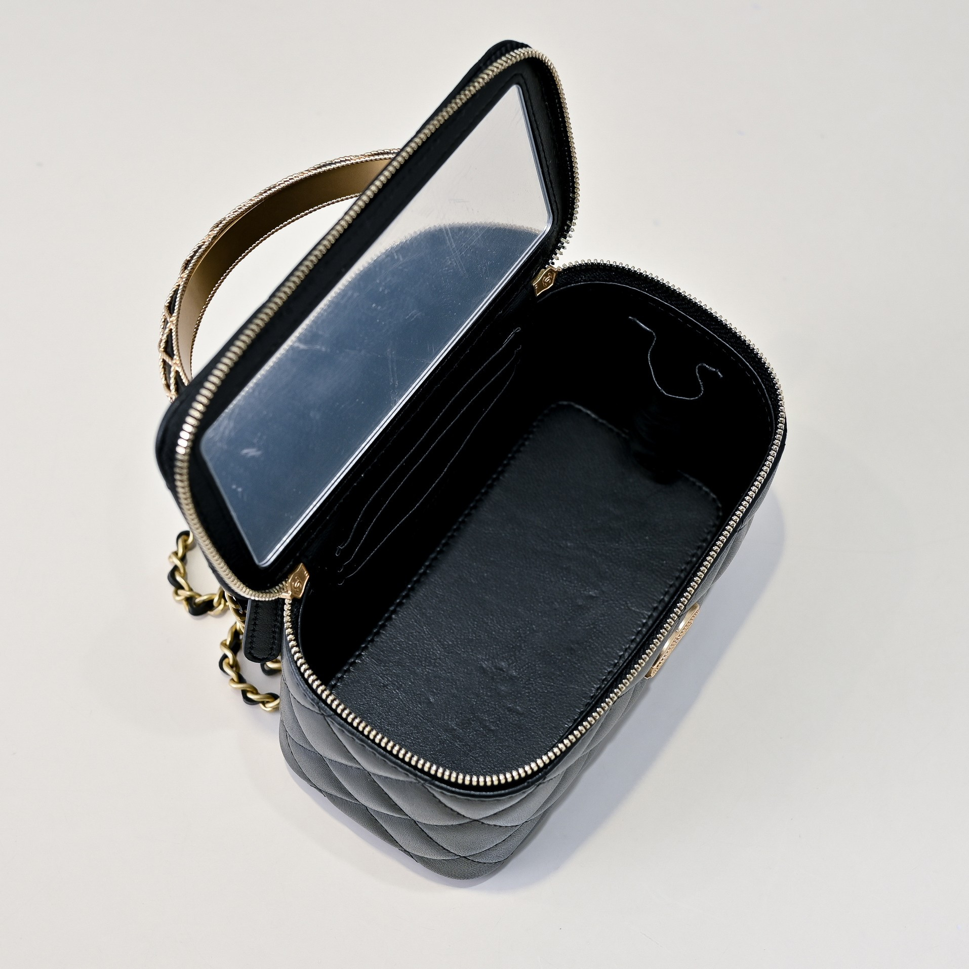 Chanel Clutch With Chain 17cm