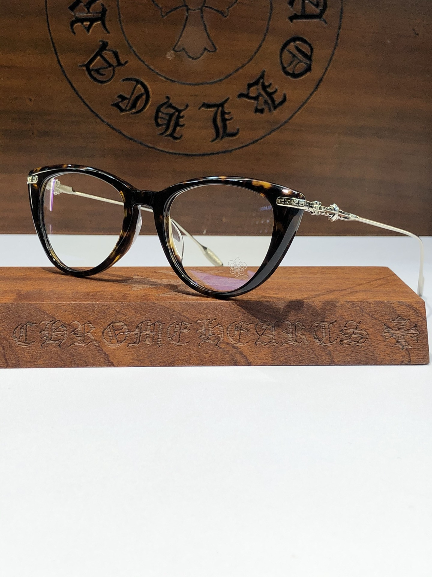 Chrome Hearts Glasses CH8228