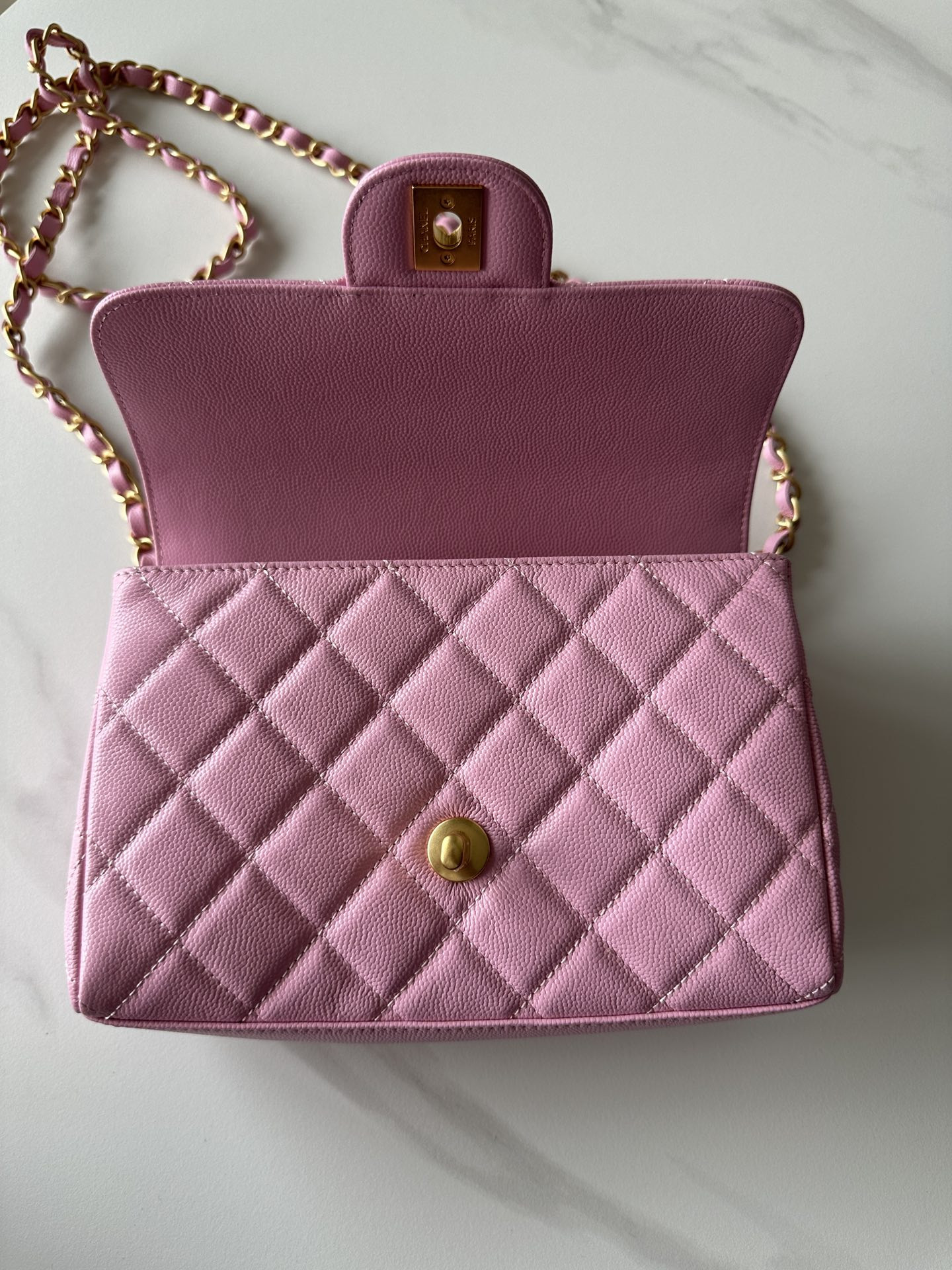 CHANEL small Flap 22 X14.5 X7cm