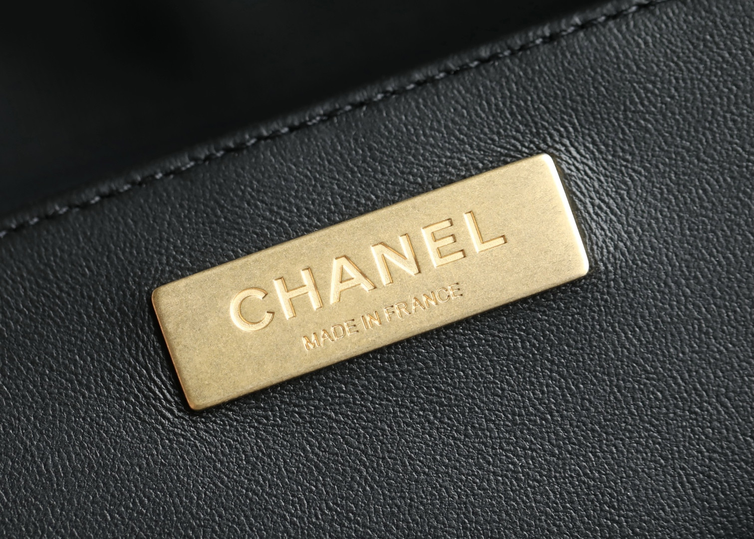 Chanel Large Bowling Bag AS5579 17x31x13cm