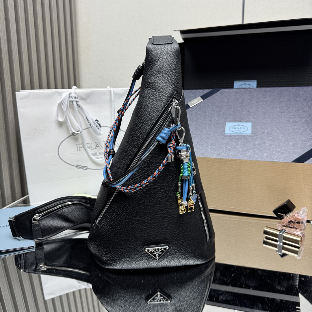 Prada Cross leather bag 47.5x26.5x10cm