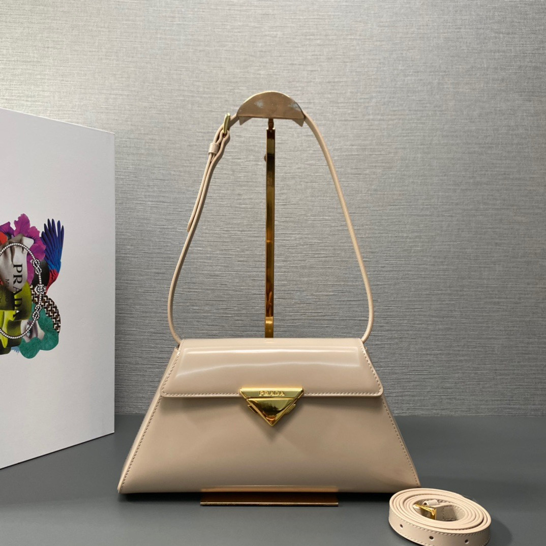 Prada Leather Shoulder Bag 28.5x14x7cm