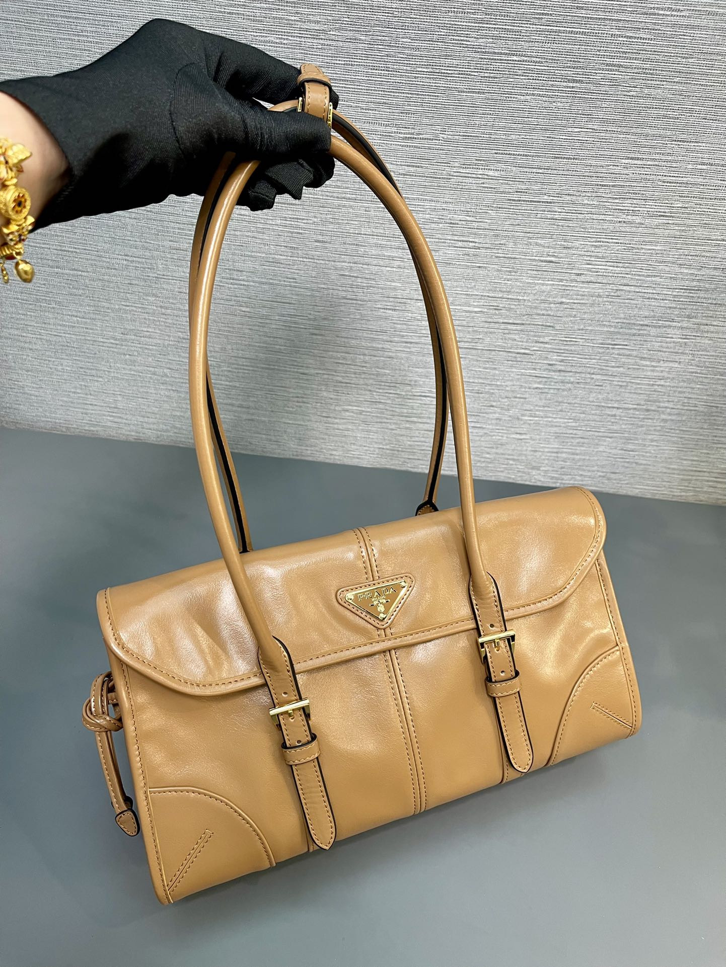 Prada Leather Shoulder Bag 31x15x12cm