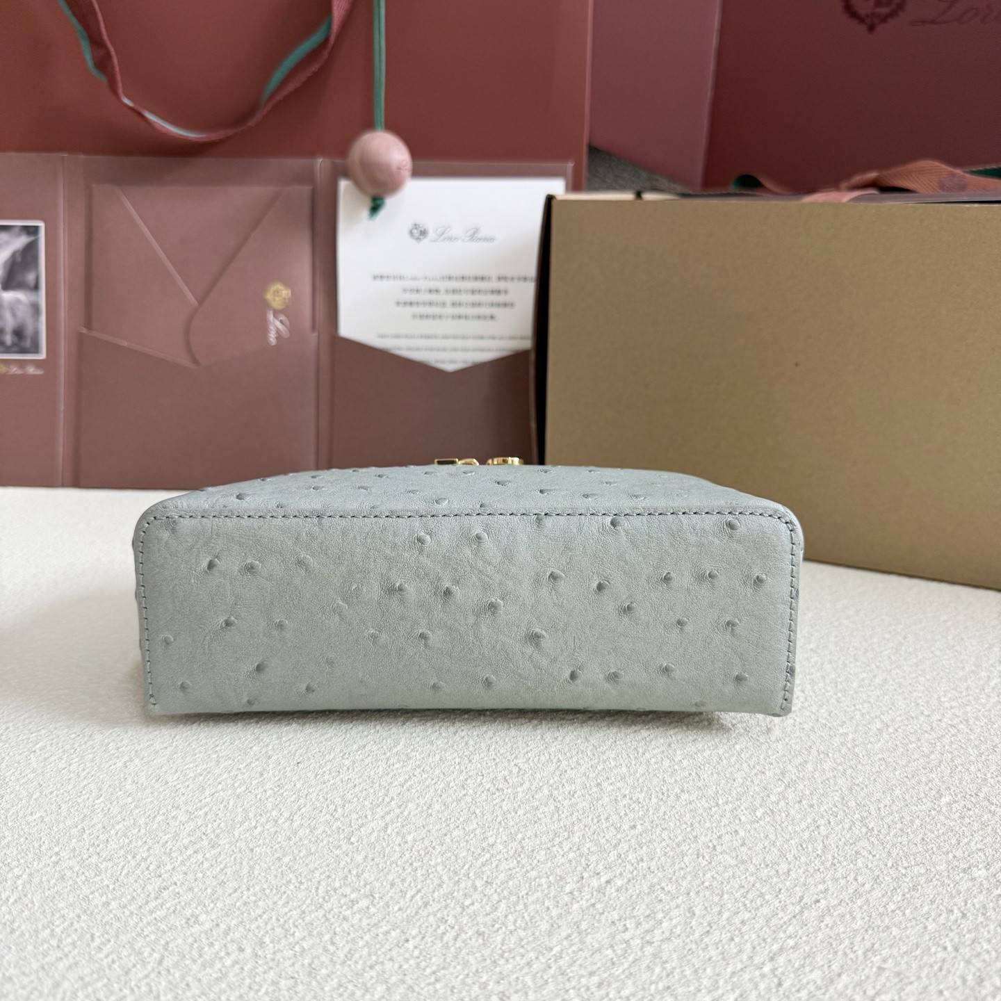 Loro Piana Extra Pocket L19 Ostrich-grained Leather 11 x 19 x 6.5 cm