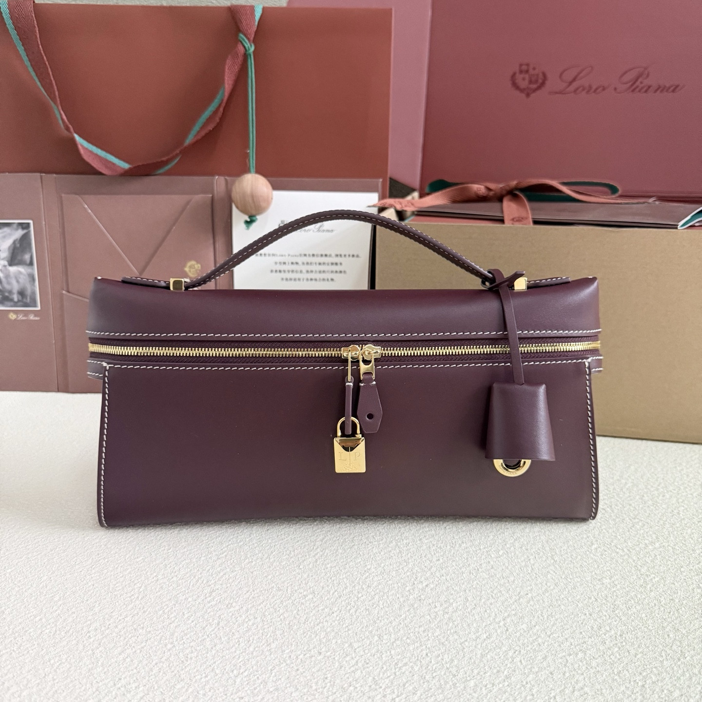 Loro Piana Extra Clutch L29 29x14x3cm
