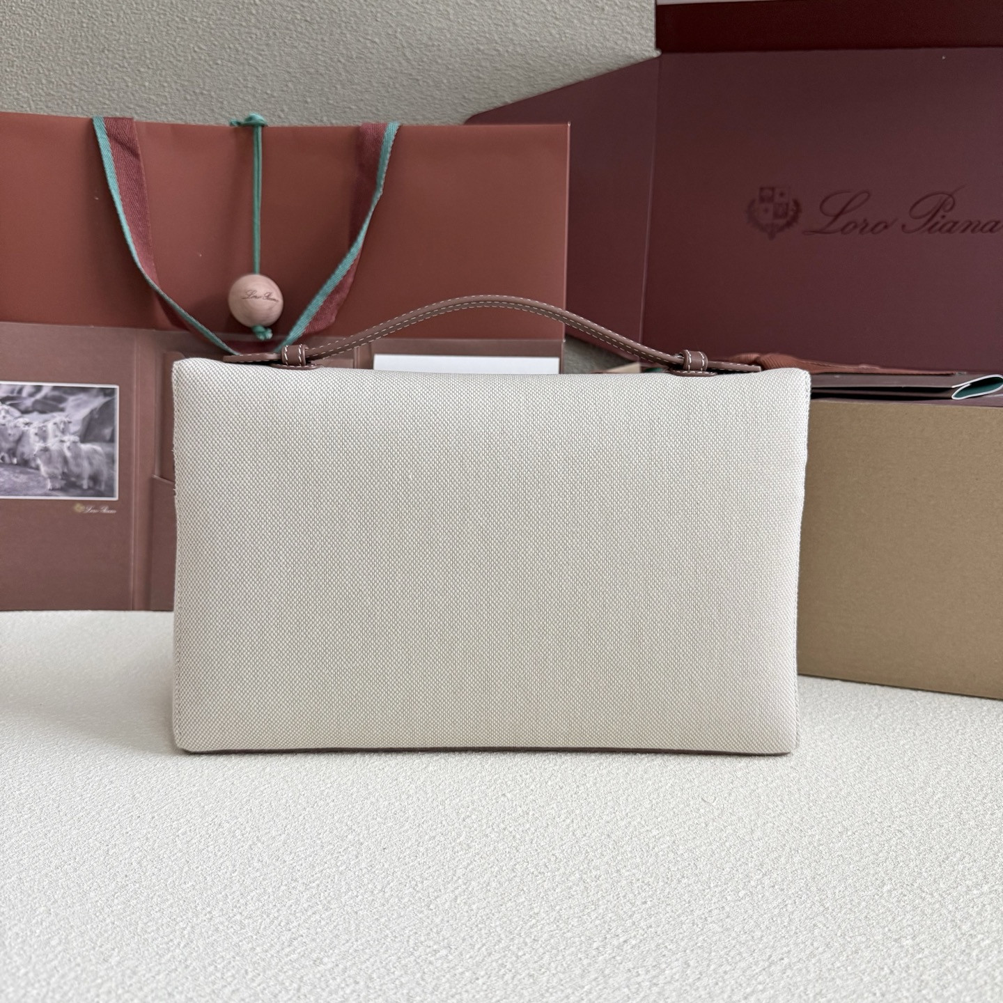 Loro Piana Extra pouch L29 29x18x5cm