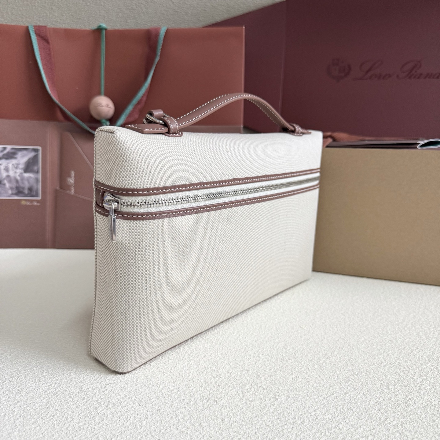 Loro Piana Extra pouch L29 29x18x5cm