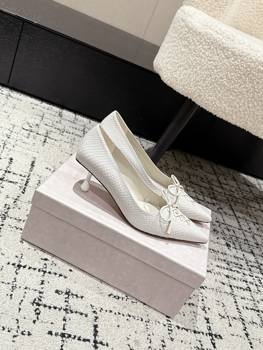 UA Jimmy Choo Scarlett Pumps 5cm